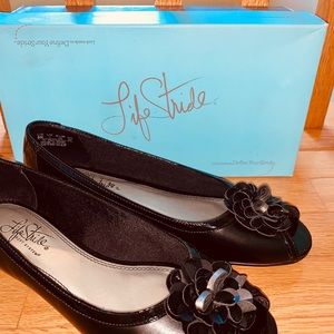 LIFE STRIDE DRESS SHOES SIZE 9